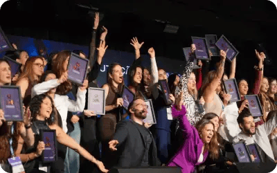 Imagem-Alunos complaca de faturamento comemorando